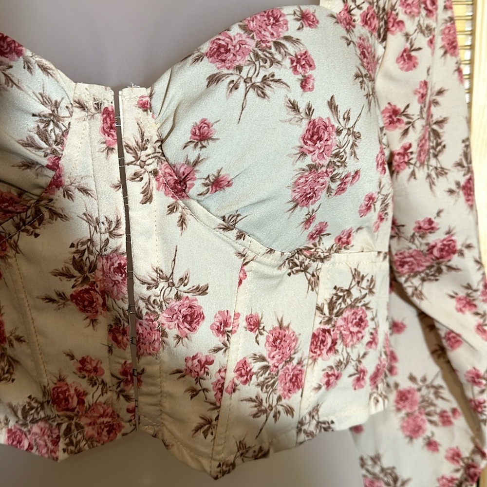 Windsor Thin Cropped Pink Roses Corset Top With Bra Cups Front Hooks Small - Picture 10 of 16